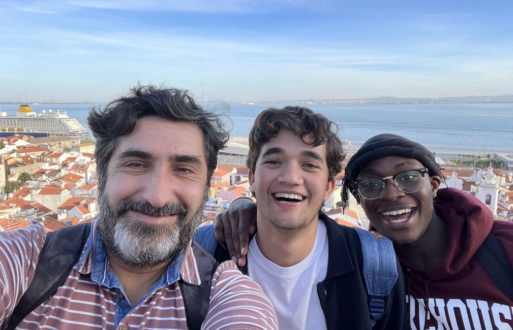 lisbon students with professor coast