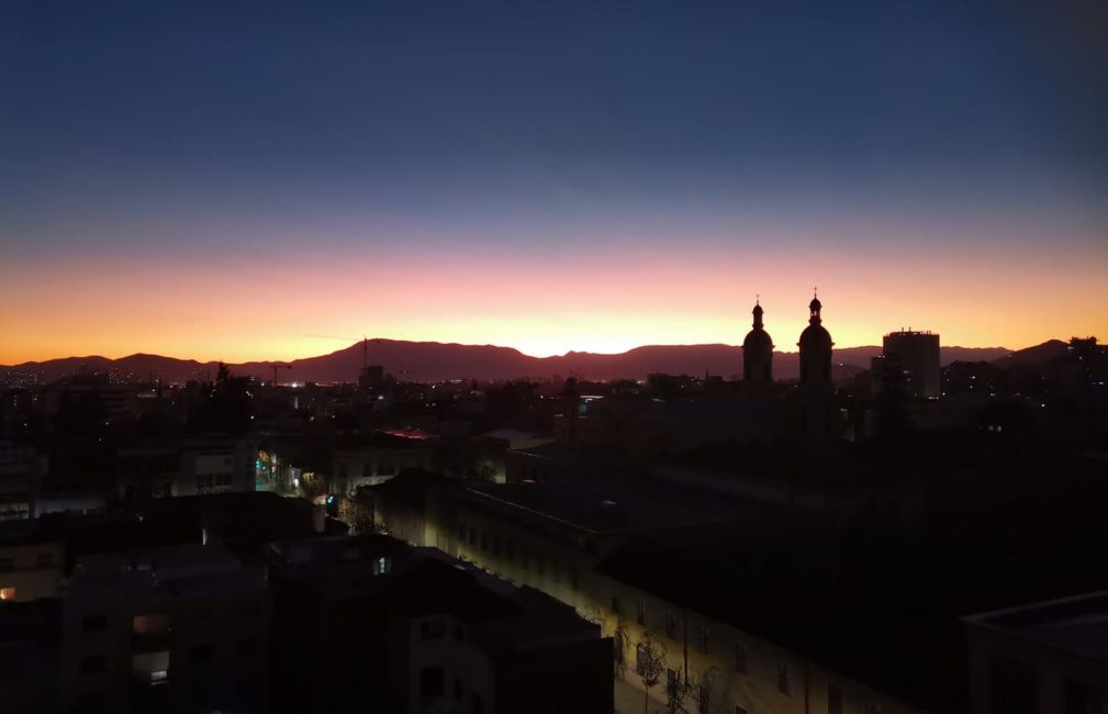 sunset in santiago chile over mountains