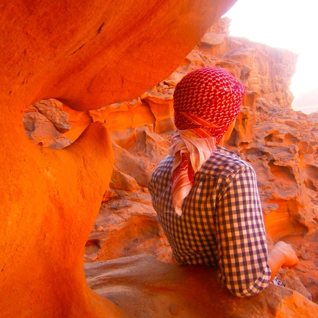 amman student overlooking desert