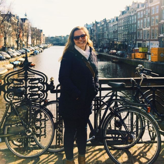 bike amsterdam student canal bridge