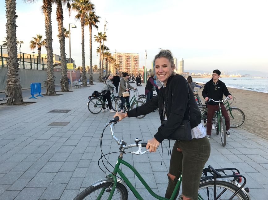 barcelona beach bike ride