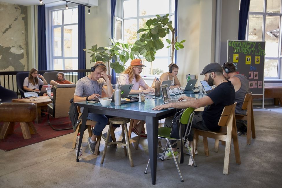 berlin center students table