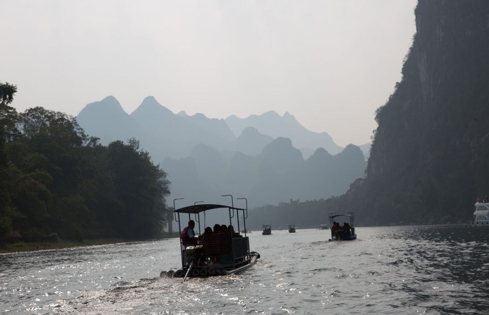 guilin mountains boat