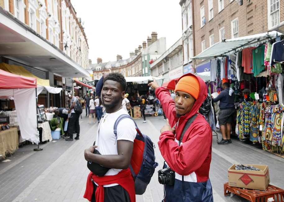 London FDGF fellows at street market