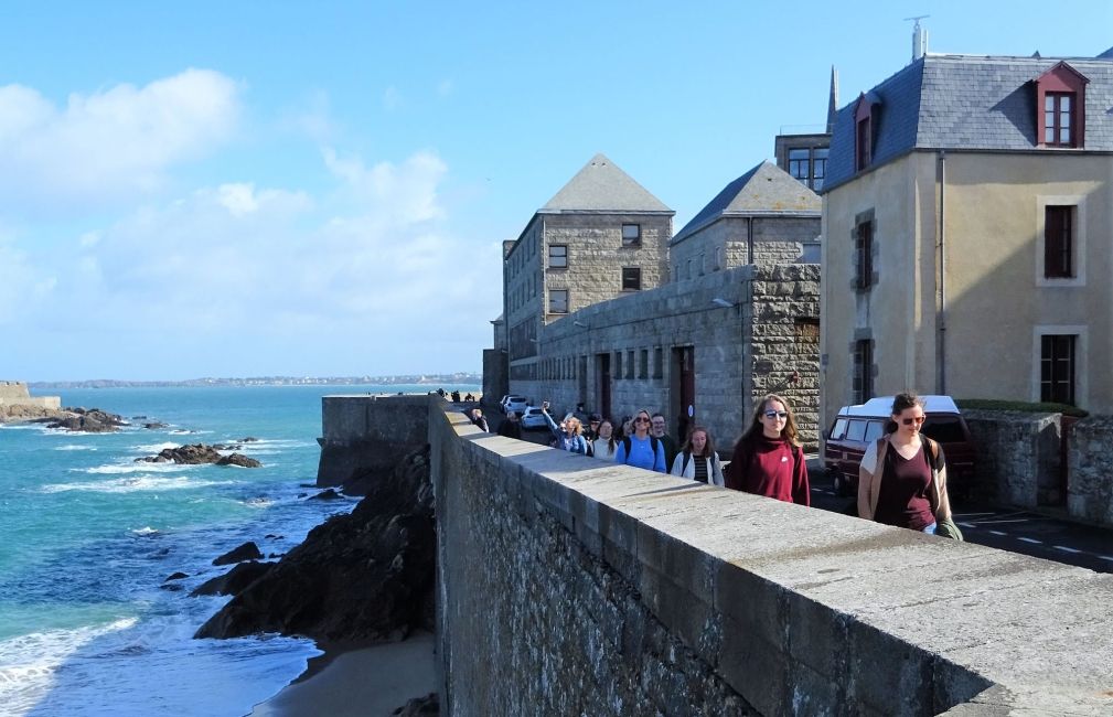 rennes coastal walk abroad