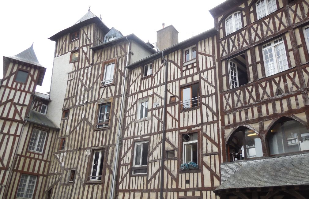 traditional buildings rennes france