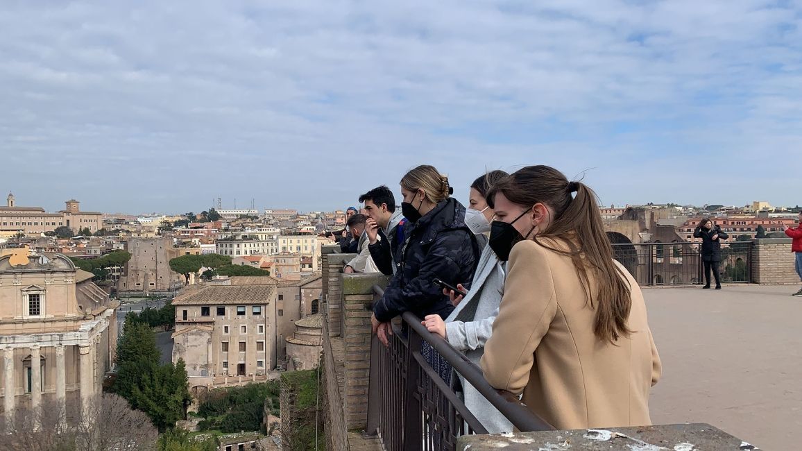 Rome students overlooking rooftops