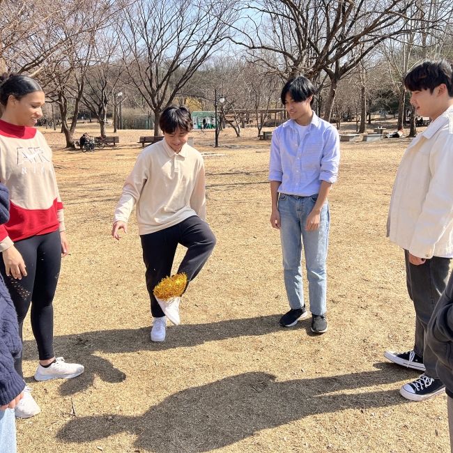 students play park seoul abroad korea