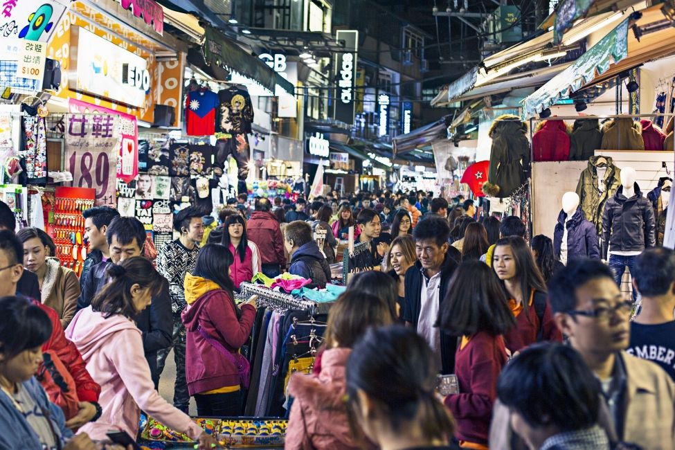 taipei busy night market