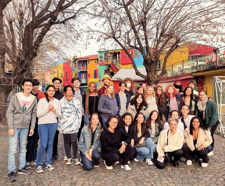 Global Navigator students in Caminito