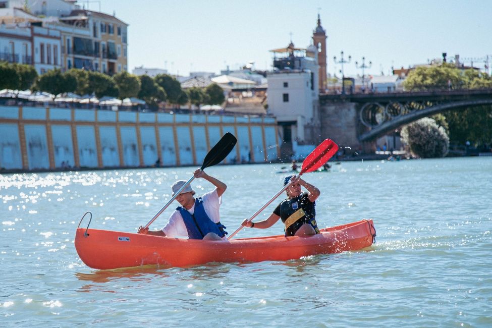students kayaking in Seville, Spain