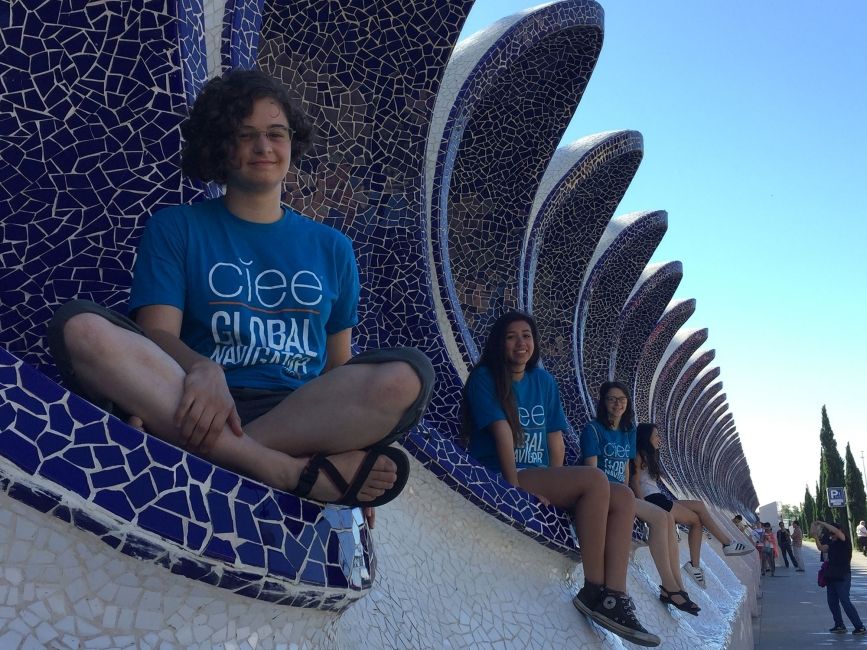 madrid_High school students visit the City of Arts and Sciences.jpg