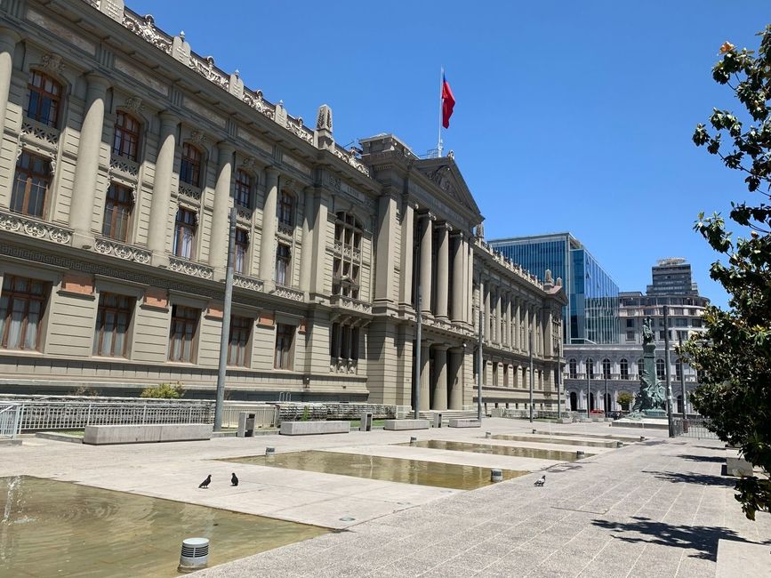 Palacio de Justicia, Santiago, Chile