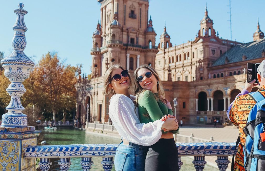 plaza de espana seville spain study abroad students