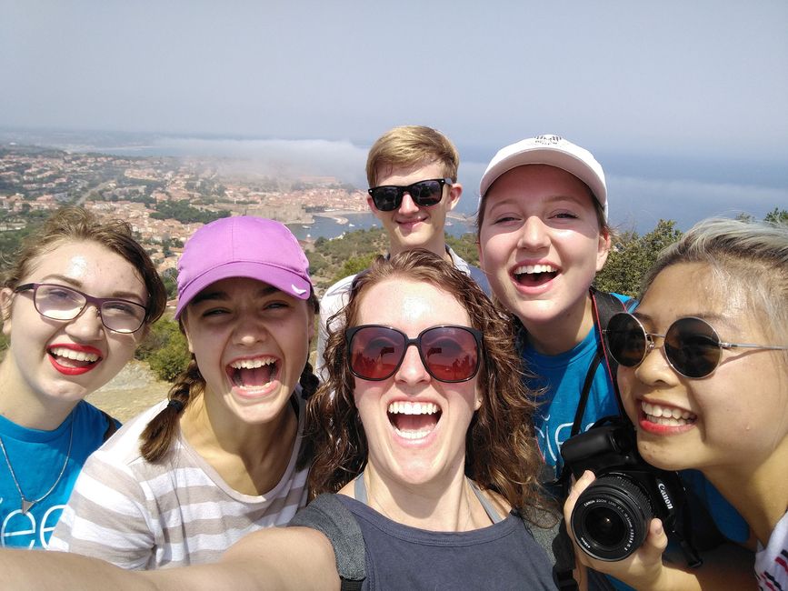 toulouse_hiking-from-port-vendres-to-collioue-smiling.jpg