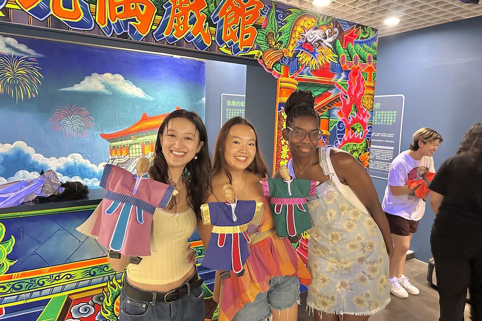 taipei-taiwan-puppetry-art-center-of-taipei.jpg
