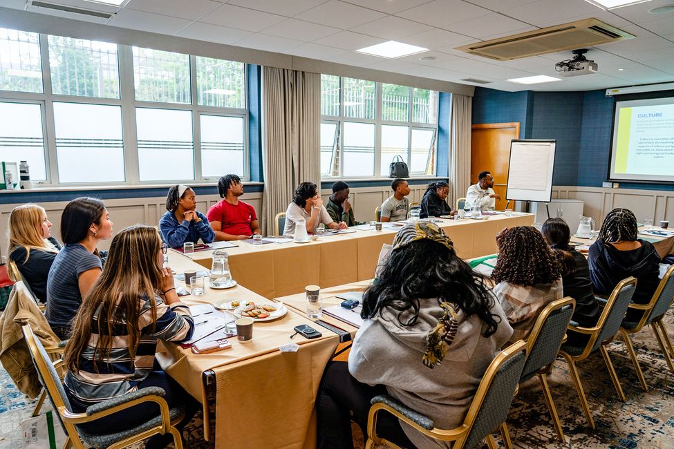 fddo-2025-cohort-classroom-lecture