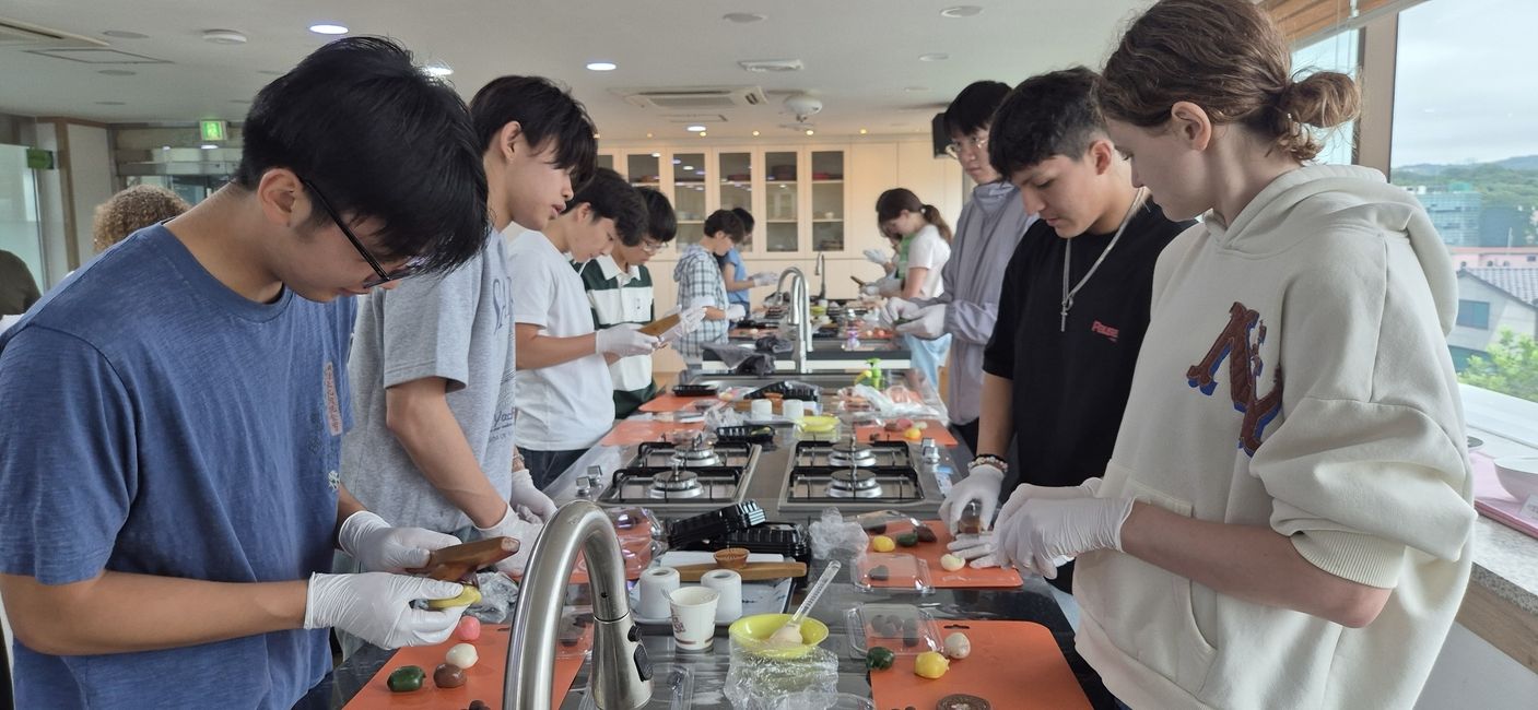 Participants-cooking-asia