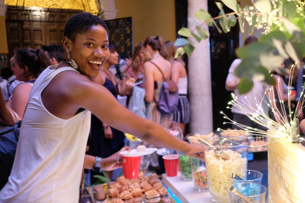 seville-farewell-party-students-study-center