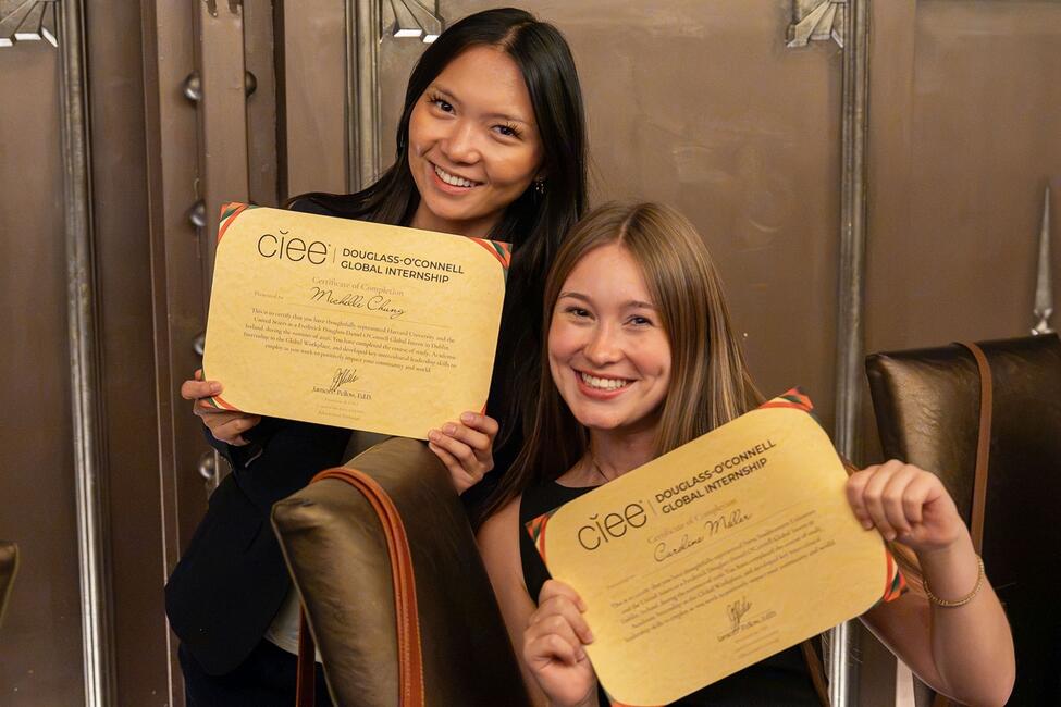 dublin-fddo-2026-two-female-interns-holding-certificates