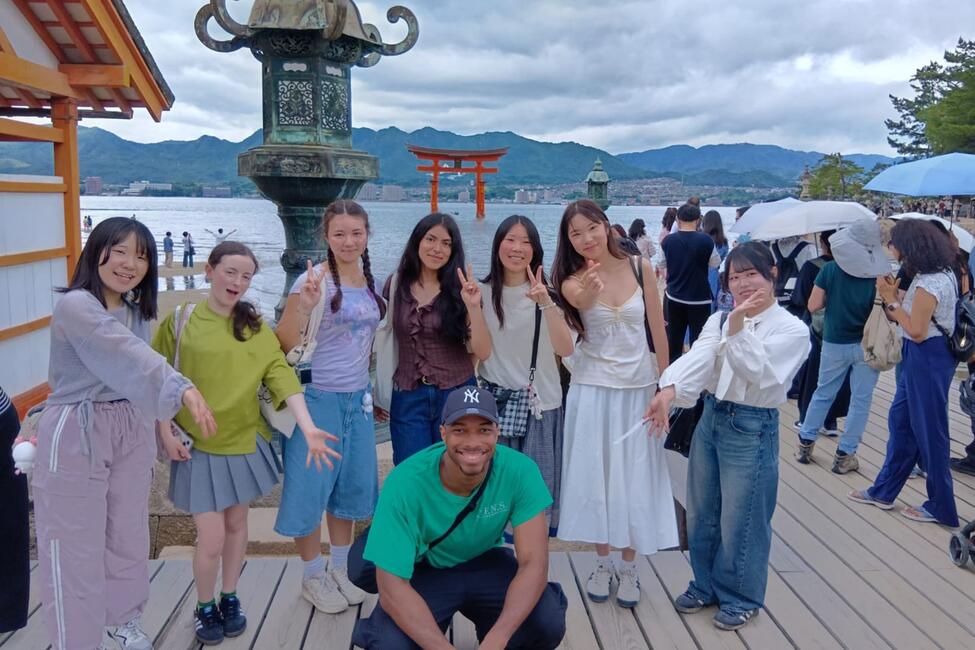 hssa-kyoto-lc-students-with-pl.jpeg