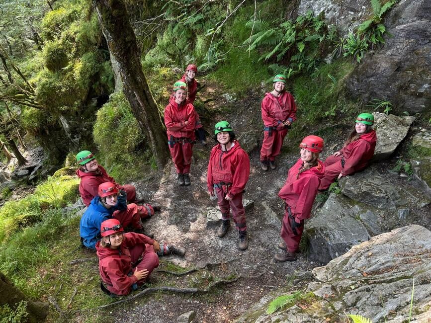 hssa-edinburgh-students-at-benmore-outdoor-centre.JPEG