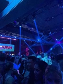 barcelona club scene blue lights