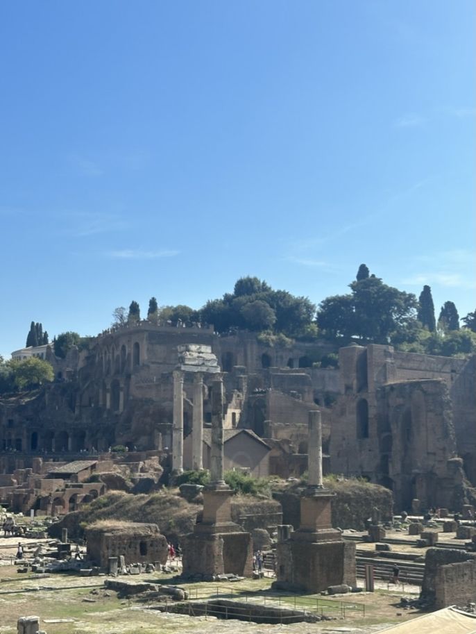 rome roman ruins italy