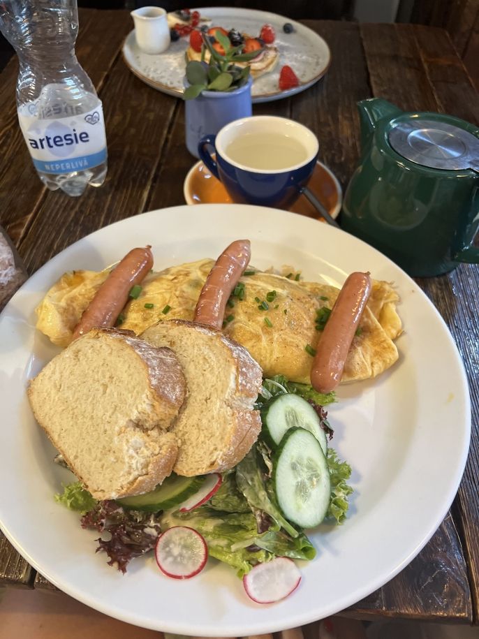 prague brunch food plate