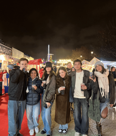 paris christmas market group of students abroad