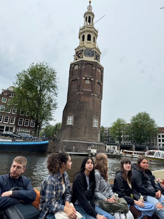 Canal tour1