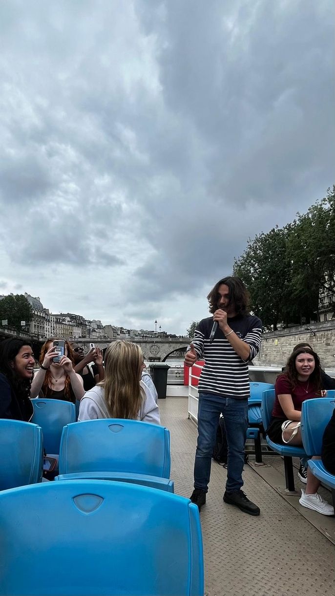 Enthusiastic guide on the bateau mouche.