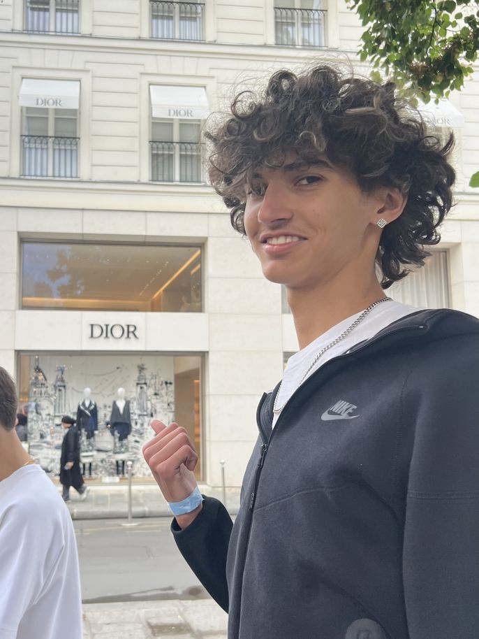 Dior Store