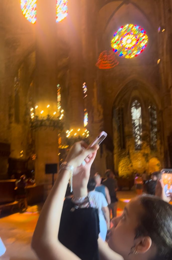 Students inside the Catedral 