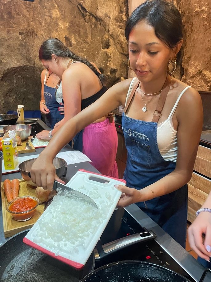 Frying vegetables 