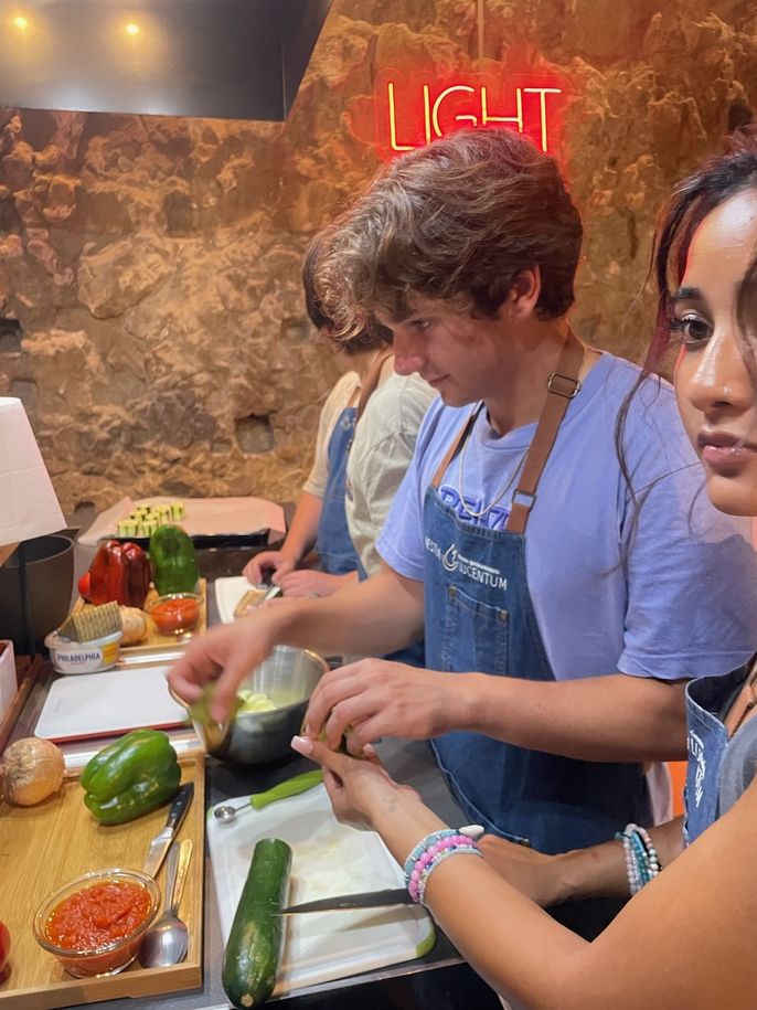 Cutting vegetables 