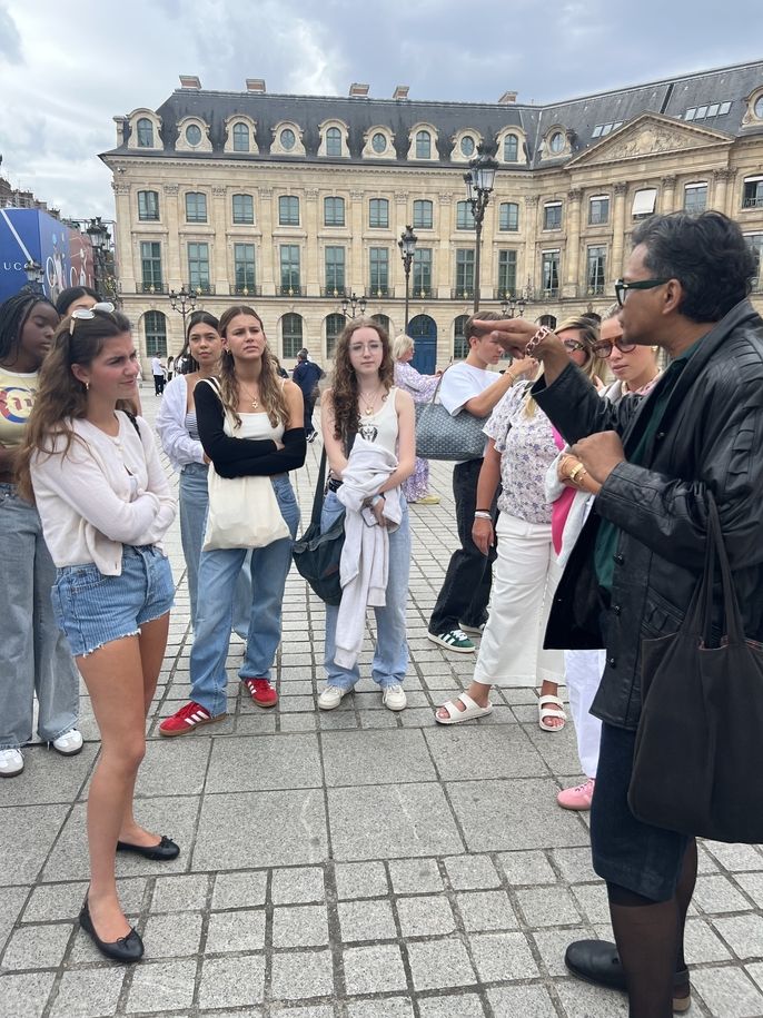 Fashion District Walking Tour