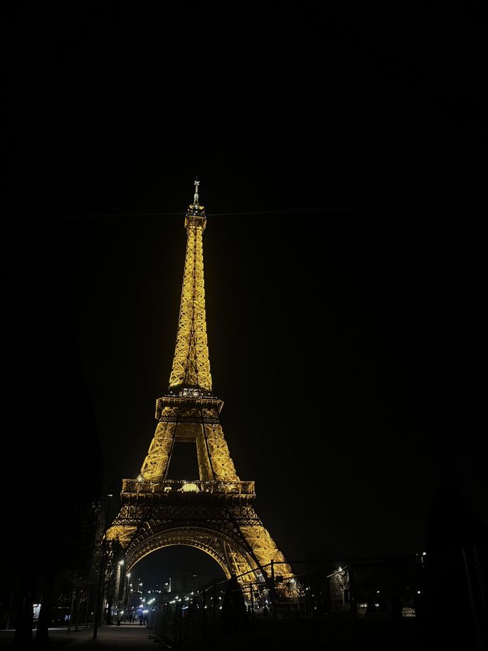 paris study abroad eiffel CIEE