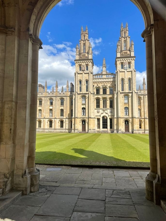Creative writing program visits Oxford