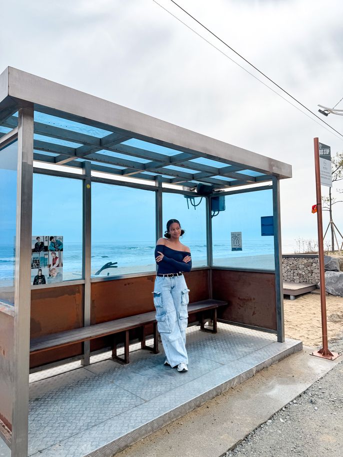 Bus stop 
