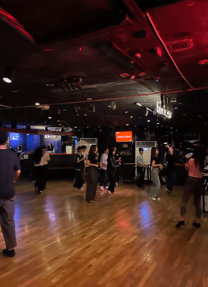 A picture of the class dancing 