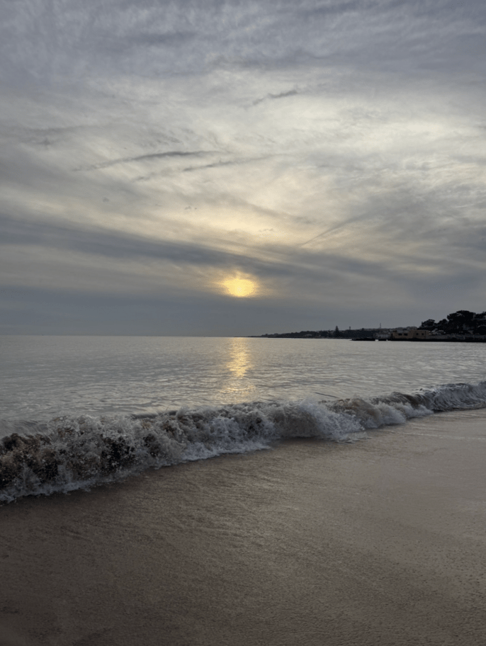 Sunset as Caxias beach. 