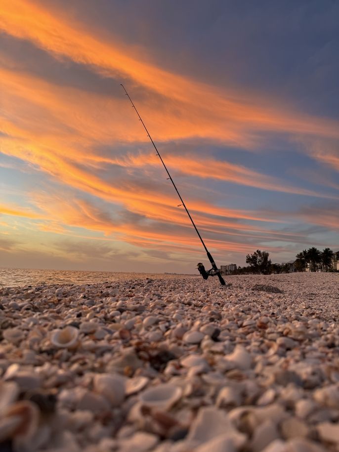 Deacon used his down time to travel, including taking in some of Florida's beautiful beaches.