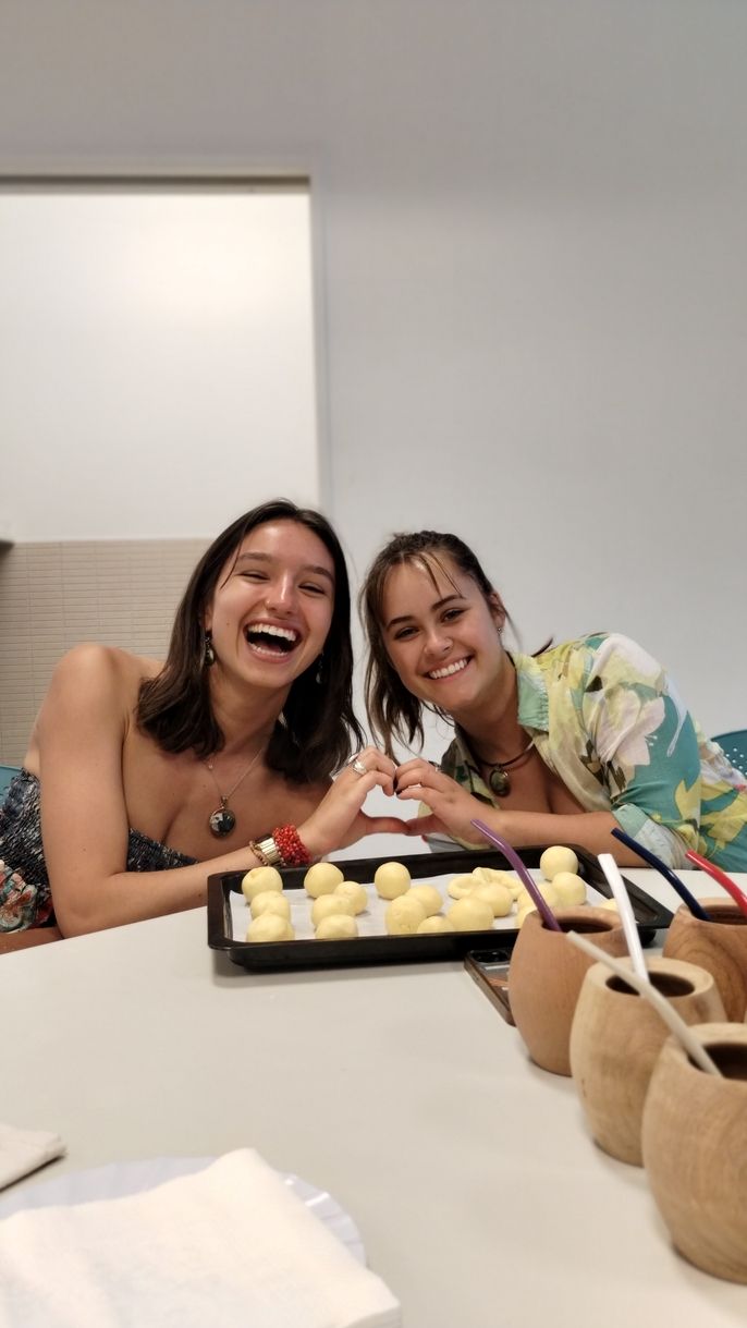 Buenos Aires female students at Chipa workshop