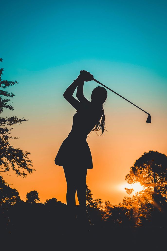 canva-silhouette-photo-of-a-woman-playing-golf.jpg