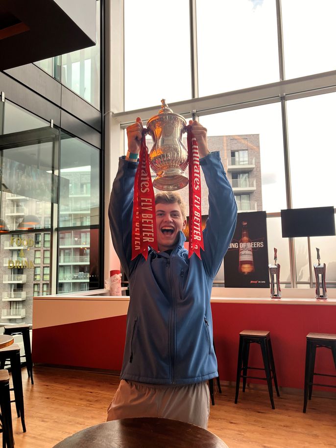 england_london_replica-of-the-fa-cup.jpg