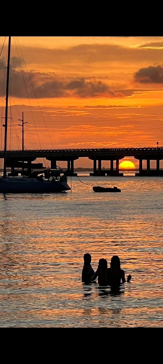 Pauline and her friends enjoy one of the beaches in the Florida Keys.