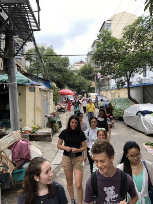 Walking to welcome lunch