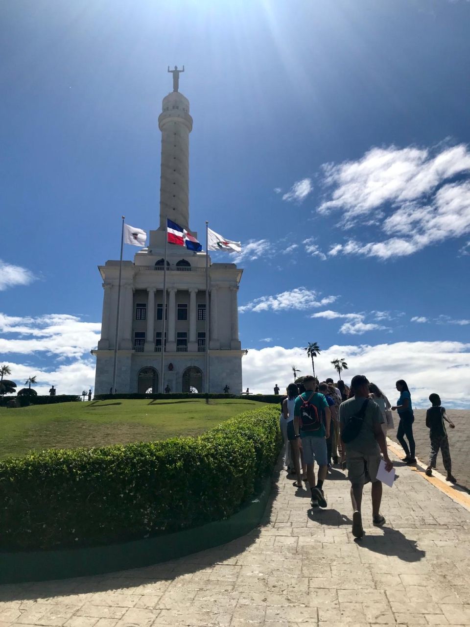 Visiting the Monumento de Santiago