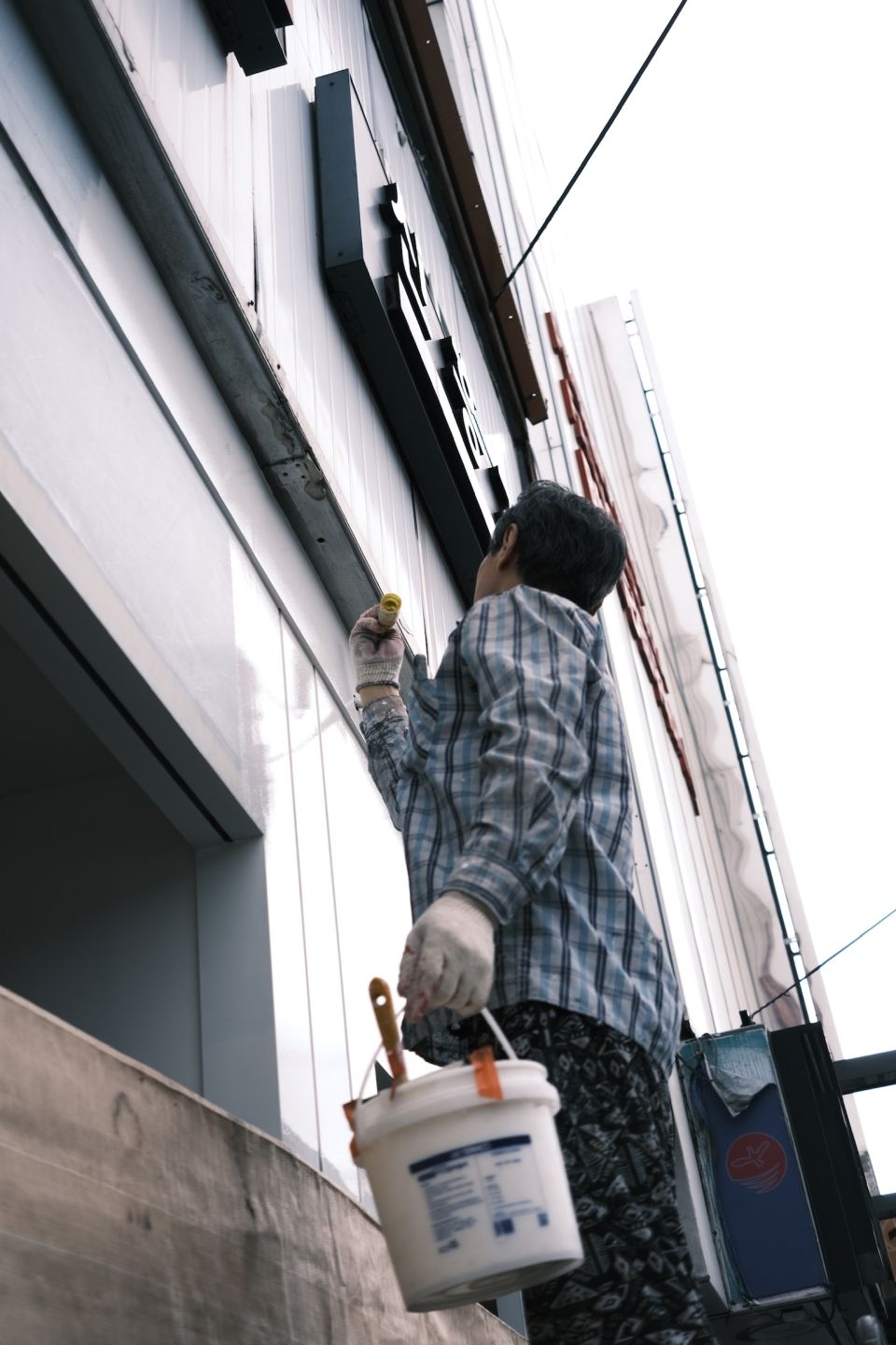 Photo for blog post Student takeover: Shooting on the  Seoul Streets by 진지성 (Zach)